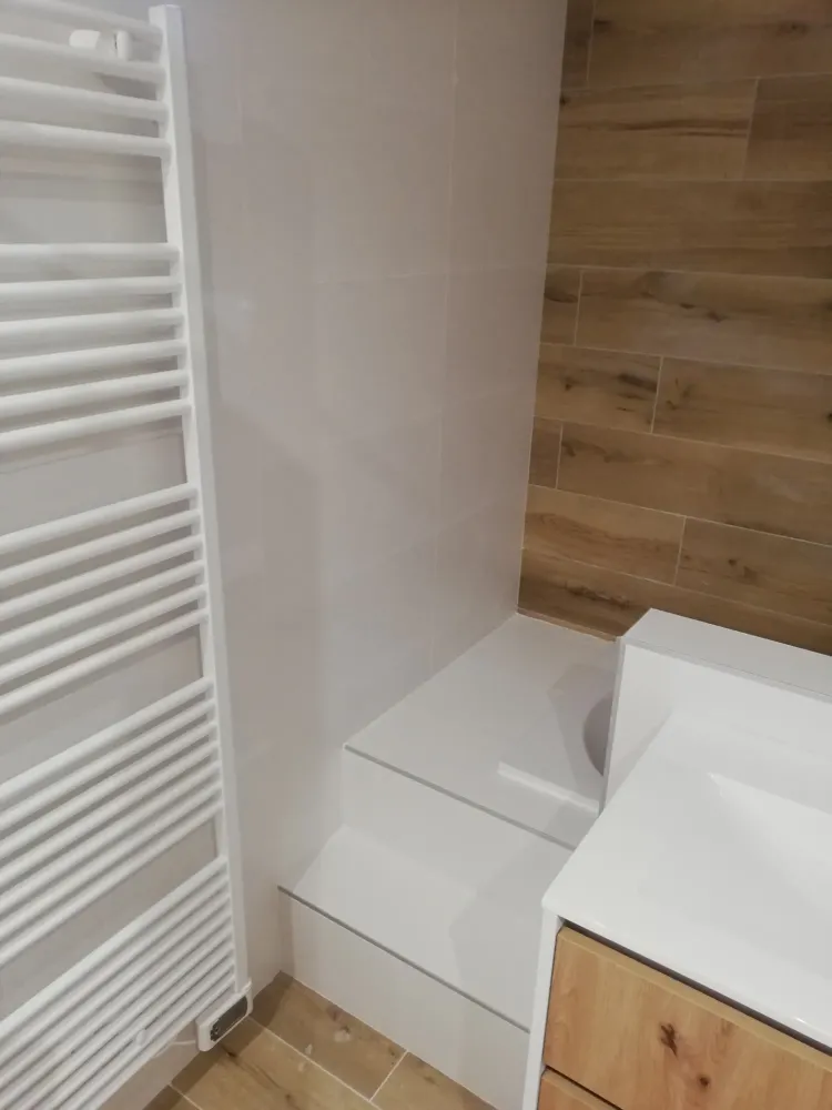 Escalier pour baignoire